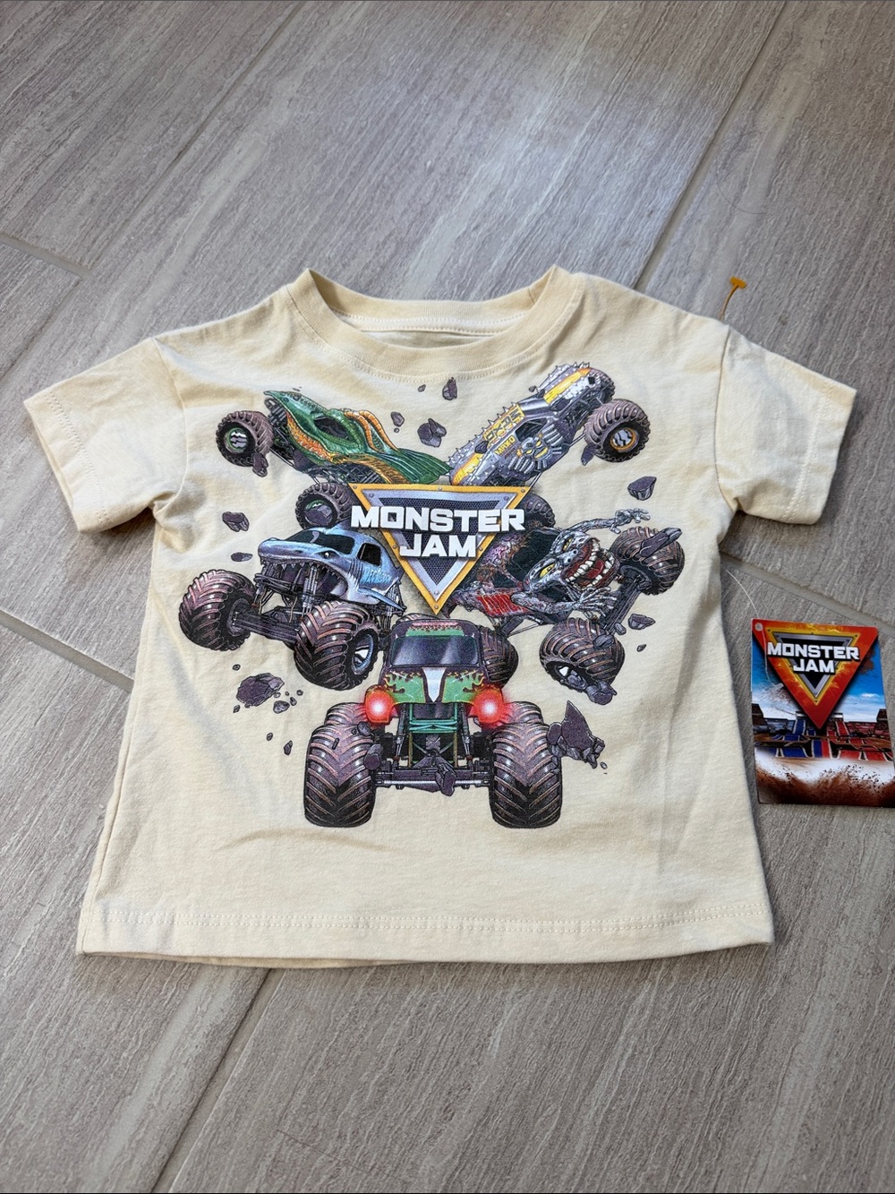 NWT monster jam t shirt